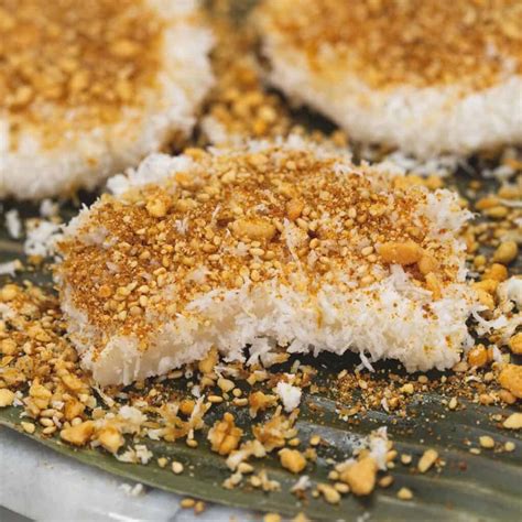 palitaw clipart|Palitaw Recipe (Filipino Rice Cakes with Coconut) .